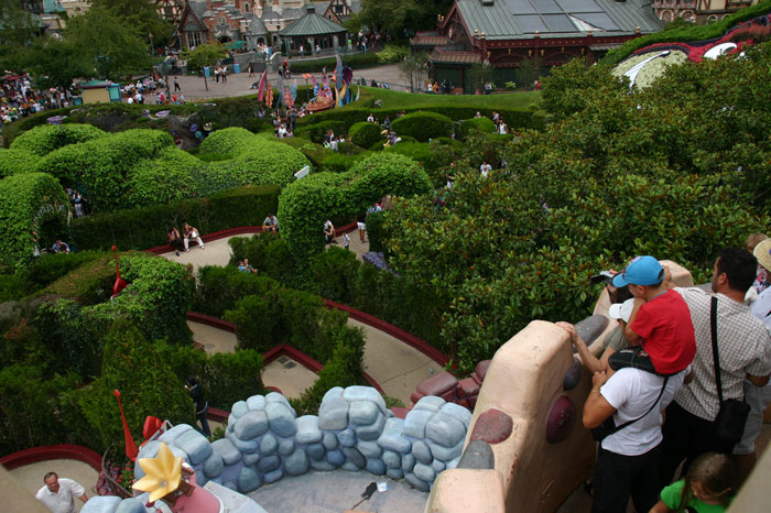 Alice Wonderland10 DisneyLand Park 17 Aug 2011 (Photo by Gil Dekel) (40)