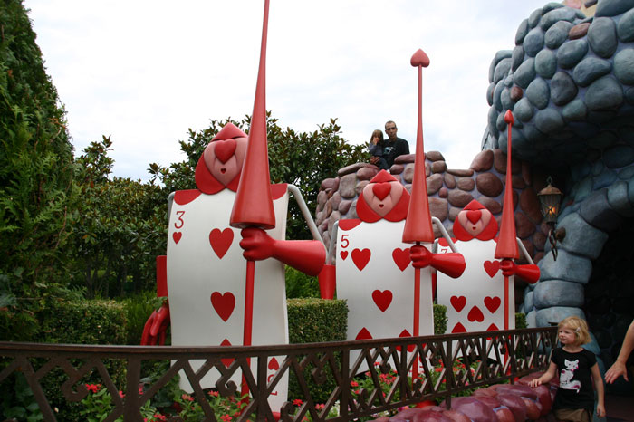 Alice Wonderland3  DisneyLand Park 17 Aug 2011 (Photo by Gil Dekel) (39)