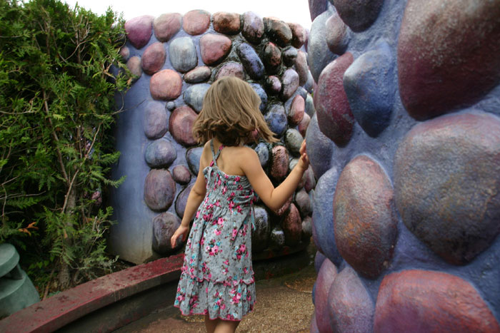 Alice Wonderland5 - DisneyLand Park 17 Aug 2011 (Photo by Gil Dekel) (25)