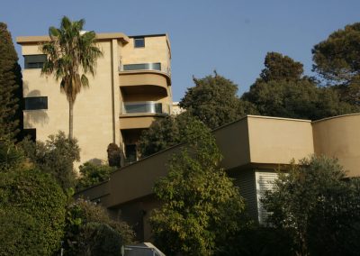 Typical architecture in Haifa, Israel. (Photo: Gil Dekel, 2015).